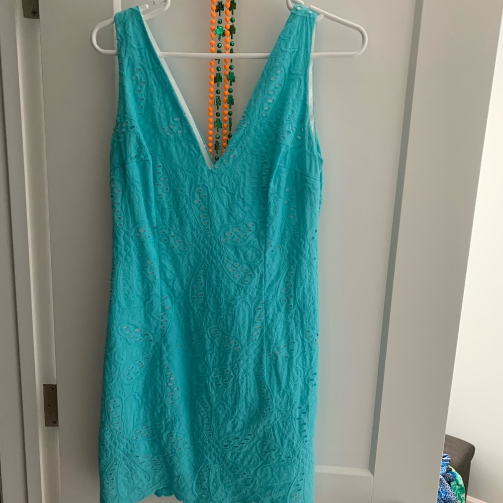Lilly Pulitzer lace patterned dress in Blue